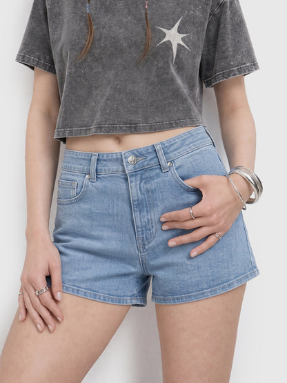 Model wearing RB20260303 women's high-rise denim shorts in Light Blue, front view 2